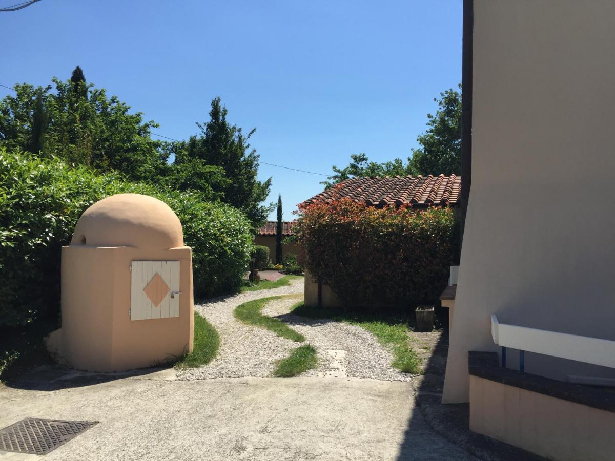 Al Vecchio Leccio Pensionat Pistoia Exteriör bild